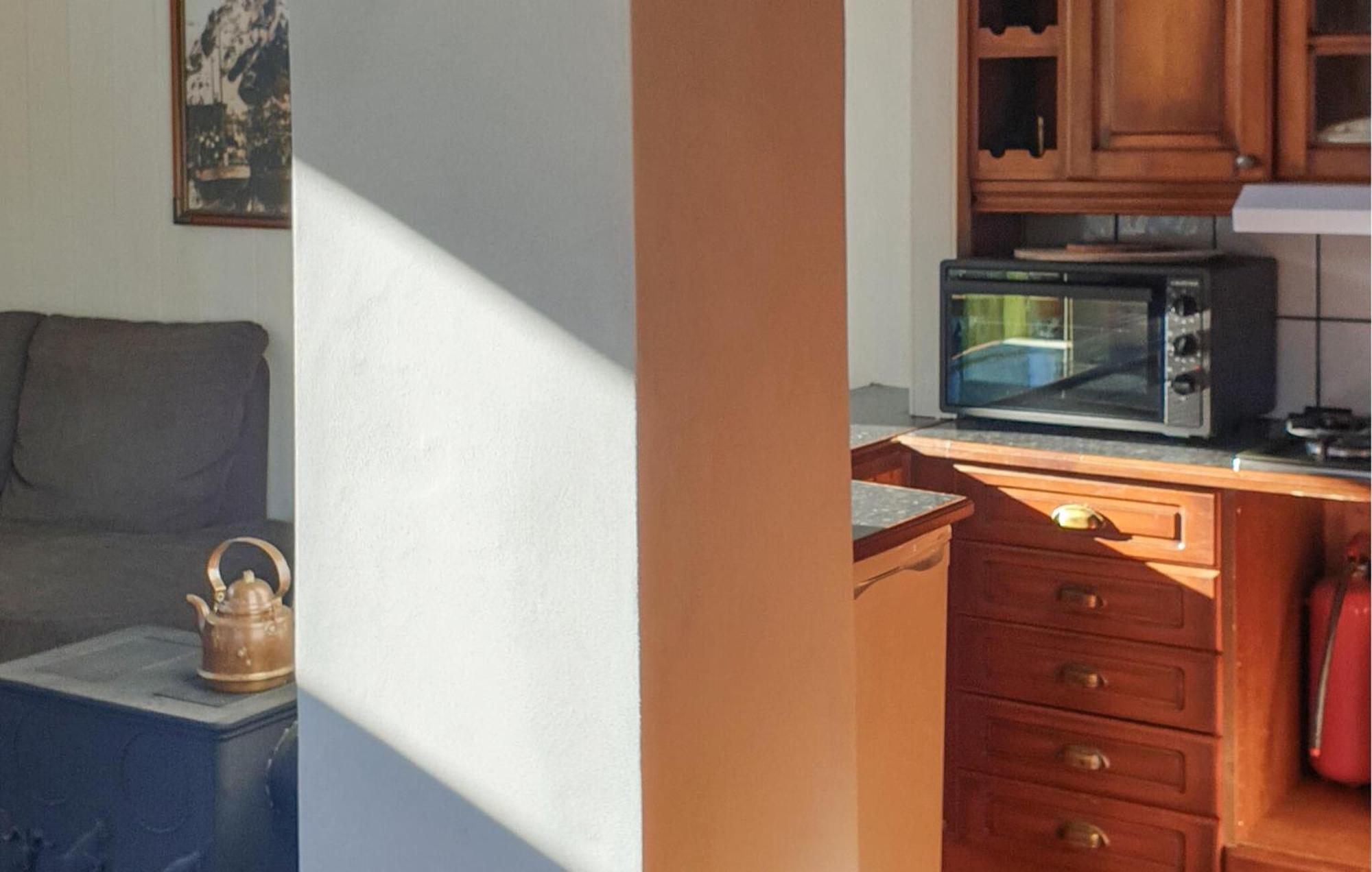 Beautiful Home In Vallavik With Kitchen Bu Dış mekan fotoğraf